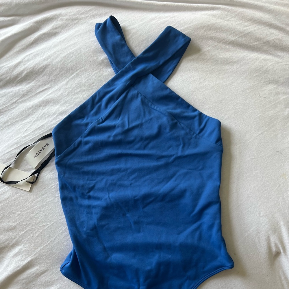 Aritzia NEVER WORN blue contour body suit size SMALL